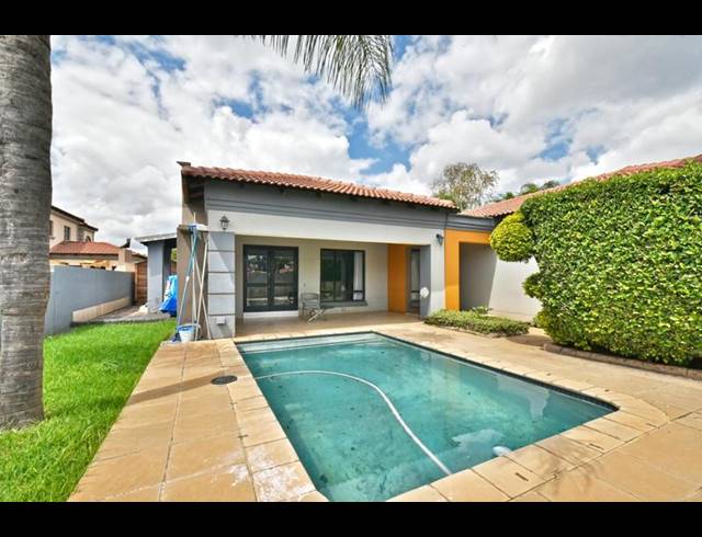 3 BEDROOM HOUSE FOR SALE IN WILLOWBROOK